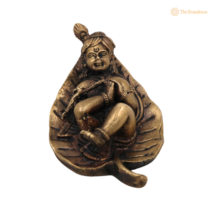 Brass Bal Krishna Idol on 1 Inch side view – antique finish detail