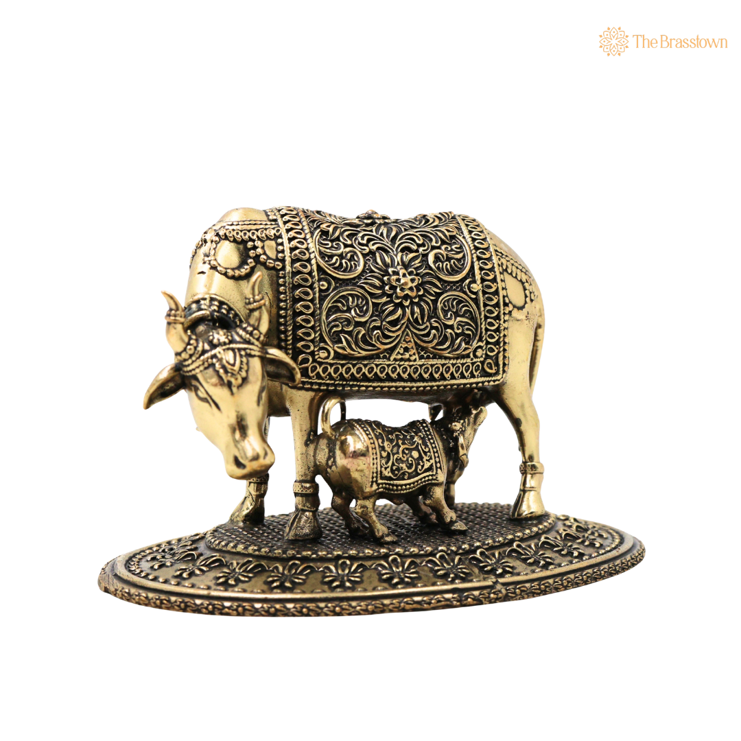 Handcrafted Brass Kamadhenu Idol – Surabhi Cow with Calf (Gau Mata) Murti, Handcrafted Divine Cow for Puja, Home &amp; Temple Décor 3.5 Inch