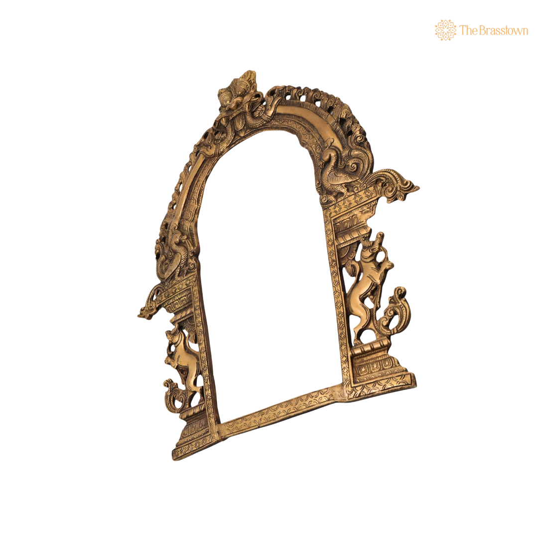 Handcrafted Brass Circular Traditional Prabhavali Frame – Handcrafted Arch Backdrop Wall Hanging for Home Temple, Deity Décor &amp; Spiritual Ambience 20.5 Inch