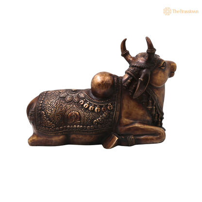 Handcrafted Brass Nandikeshwara Nandi Idol – Handcrafted Traditional Chola Style Vrishabha Murti for Pooja, Home Mandir, Décor &amp; Spiritual Gifting 9.5 Inch