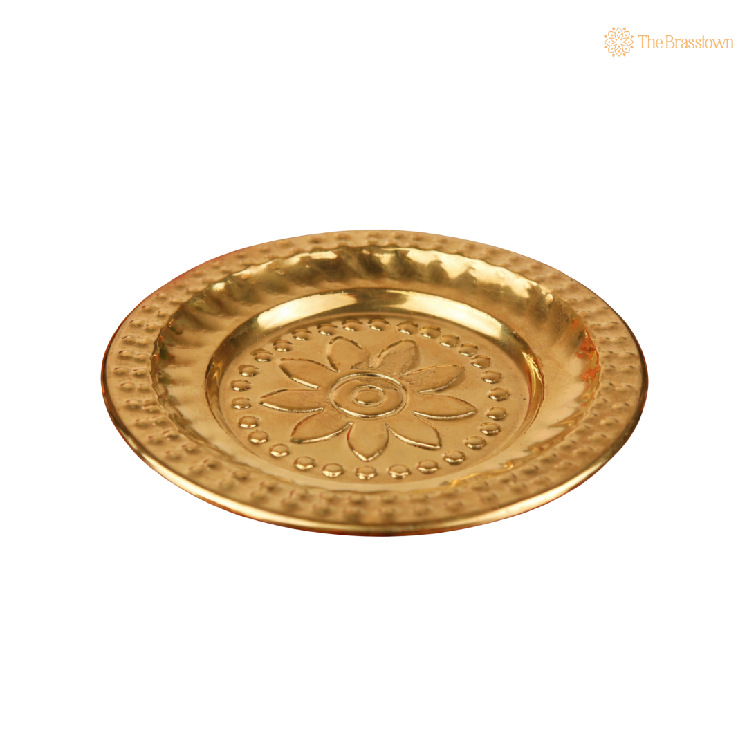 Traditional Brass Handcrafted Pooja Thali – Pure Peetal Aarti Plate (Pital Puja Thambalam) for Hindu Worship &amp; Temple Rituals 0.5 Inch