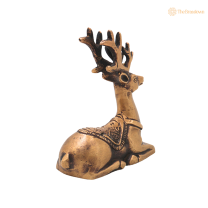 Brass Sitting Deer Idol – Decorative Deer Showpiece for Home, Office &amp; Table Décor 3 Inch