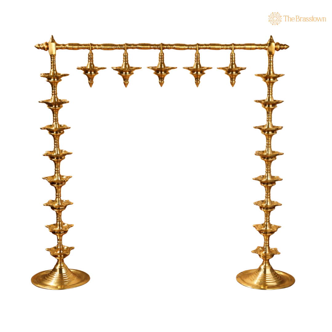 Brass Traditional Deepa Stambh Lamp Stand – Kuthu Vilakku Nilavilakku Samai, South Indian Temple Pooja Oil Lamp Stand for Home Mandir &amp; Décor 30.5 Inch