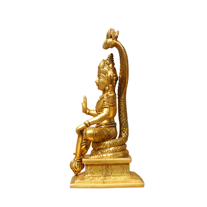 Handcrafted Brass Vishnu Sitting Idol 10 Inch closeup – intricate craftsmanship