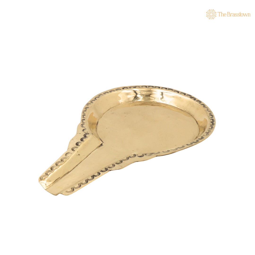 Handcrafted Brass Abhishek Patra with Somasutra Tray –  Abhishekam Plate, Tirumanjanam Stand &amp; Temple Pooja Vessel for Shivling and Deity Worship 1 Inch