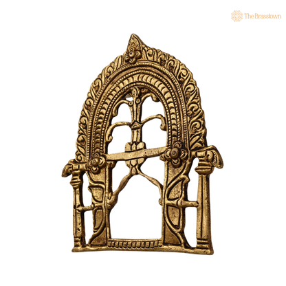 Brass Prabhavali Arch Frame 5.5 Inch closeup – intricate craftsmanship