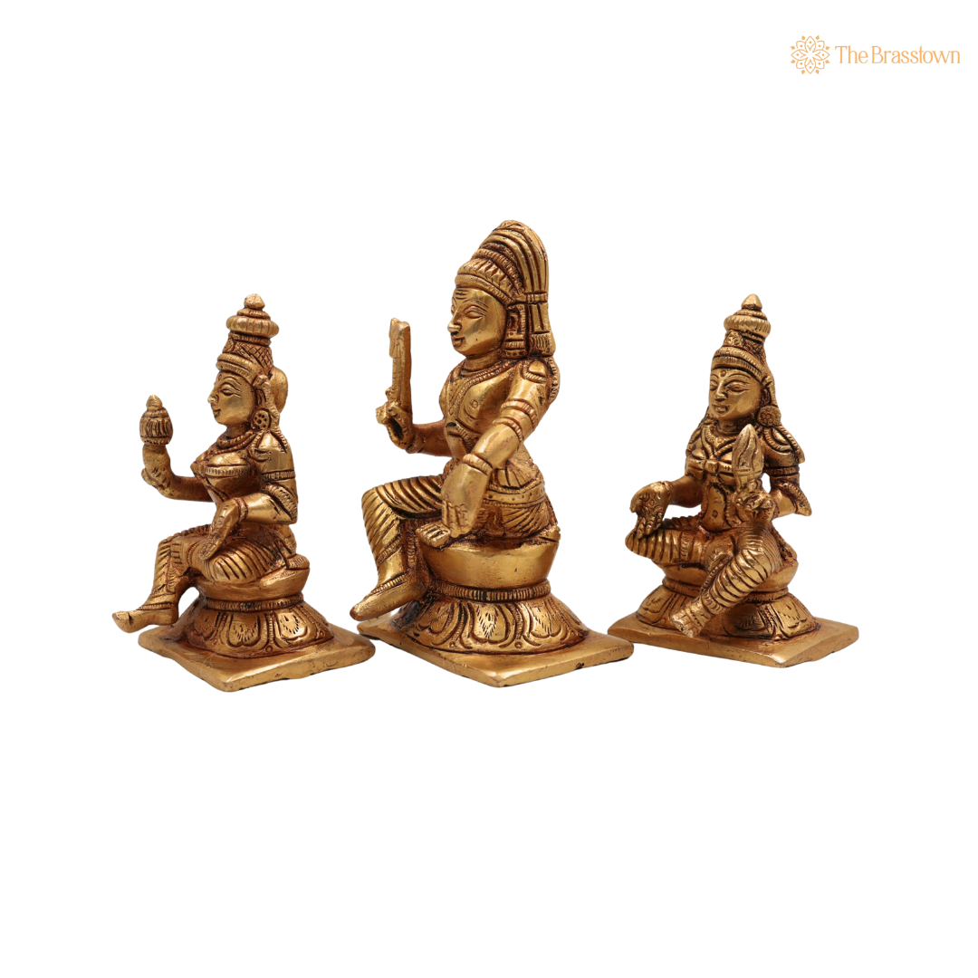Brass Aiyanar with Poorna &amp; 4 Inch closeup – intricate craftsmanship