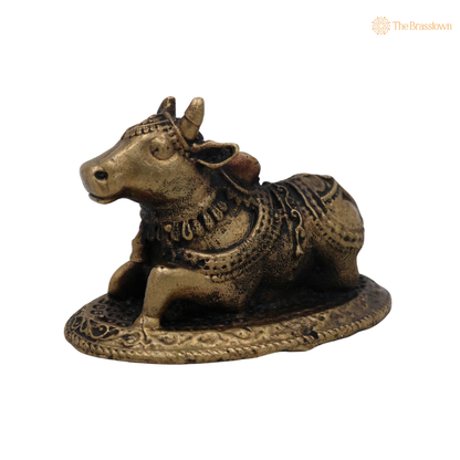 Handcrafted Brass Nandi Statue 1 Inch closeup – intricate craftsmanship