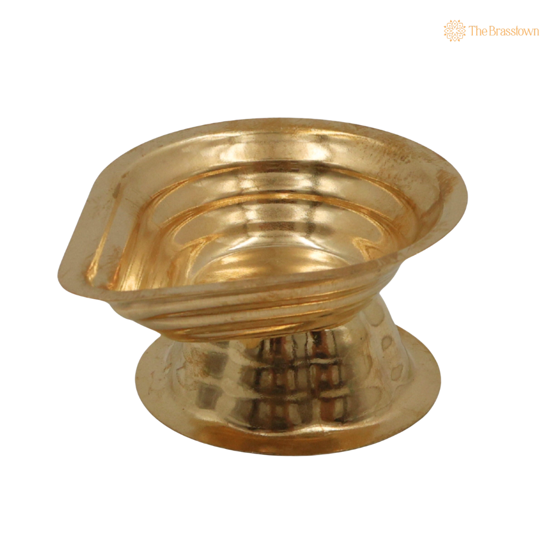 Handcrafted Brass Deepam Diya – Traditional Kuthu Vilakku Samai, Nilavilakku Oil Lamp for Puja, Aarti &amp; Temple Décor 1  Inch