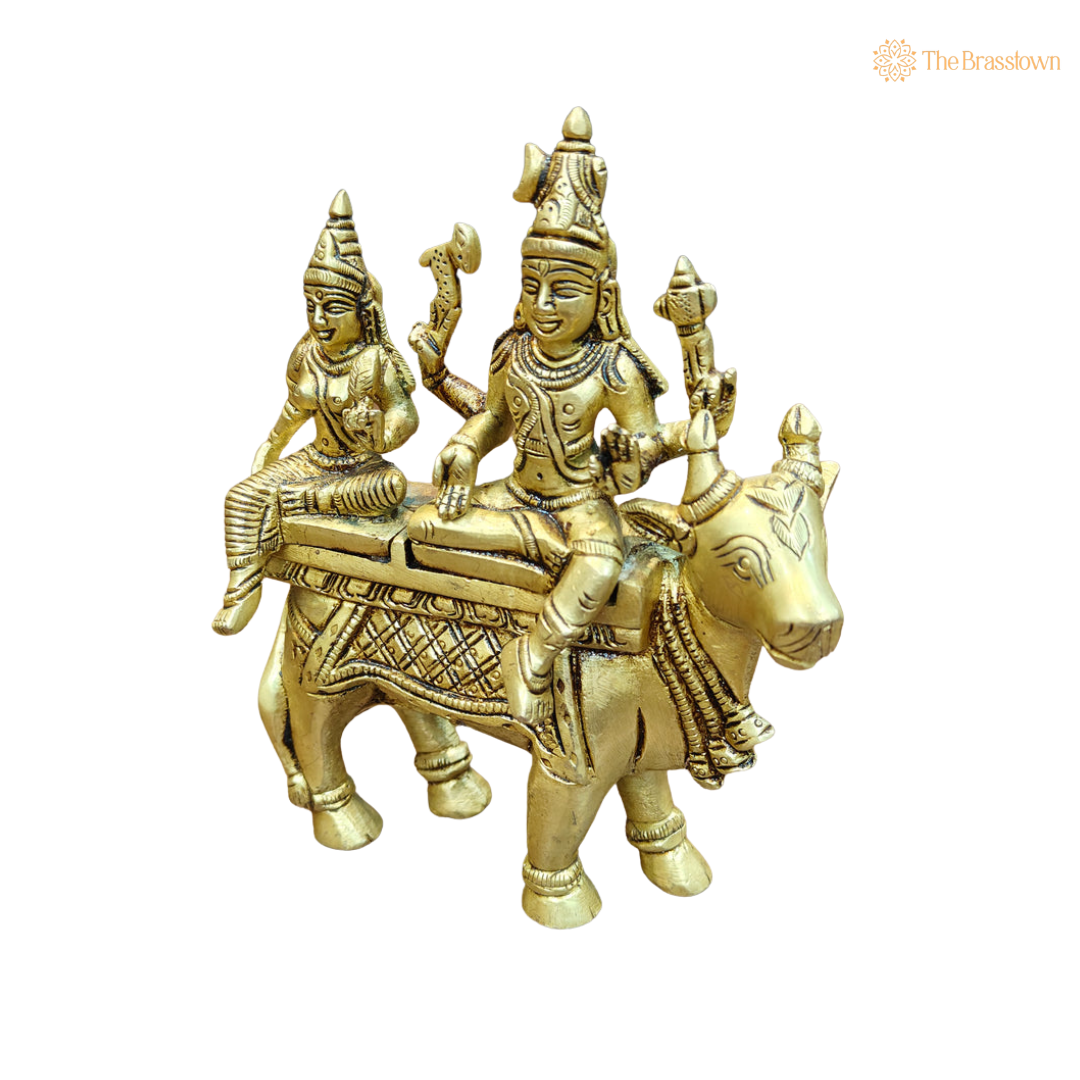 Brass Exquisite Shiva Parvati Idol 6.5 Inch closeup – intricate craftsmanship
