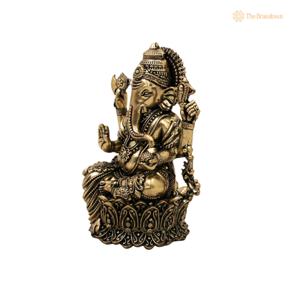 Brass Ganpati Bappa Idol 4 Inch closeup – intricate craftsmanship