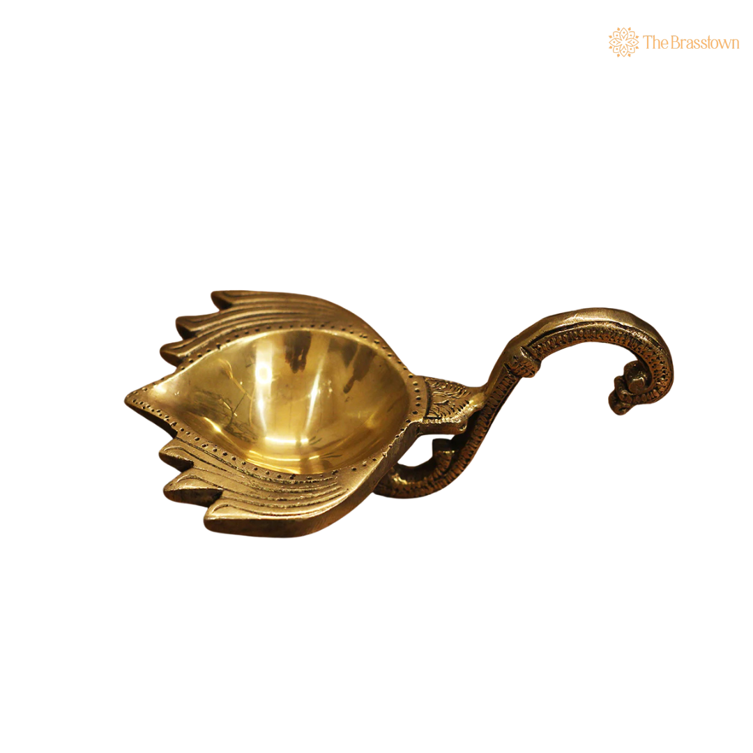 Handcrafted Brass DIYA 2.5 Inch closeup – intricate craftsmanship
