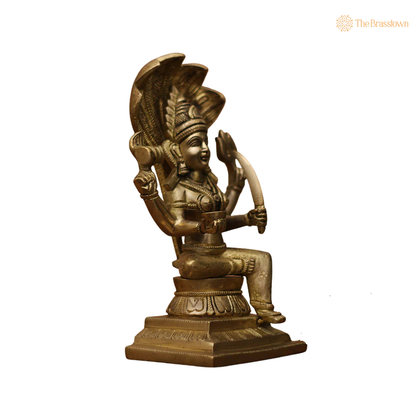 Handcrafted Brass Goddess Mariamman Idol 9.5 Inch closeup – intricate craftsmanship