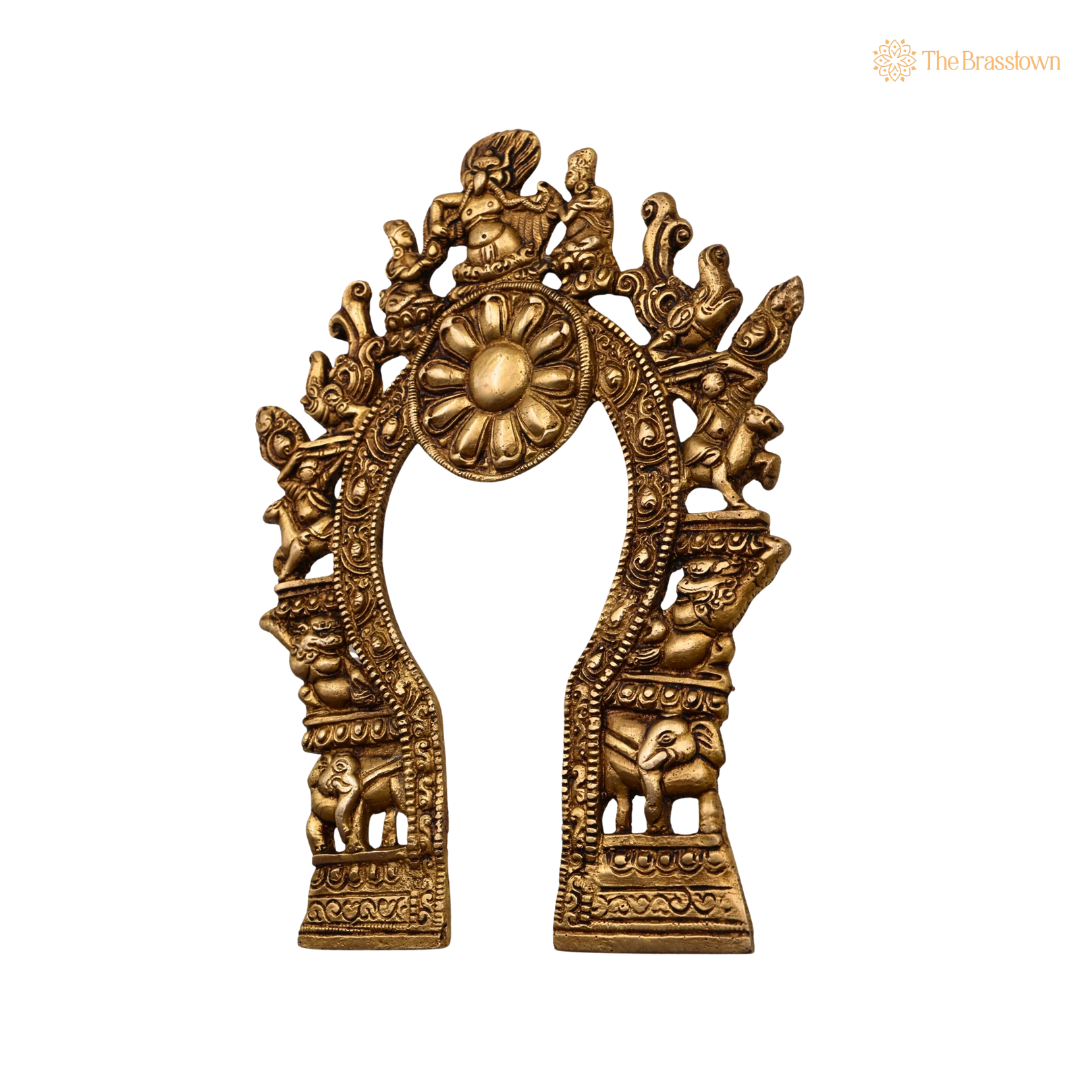 Bhunes Brass Prabhavali with Yali, 9 Inch closeup – intricate craftsmanship