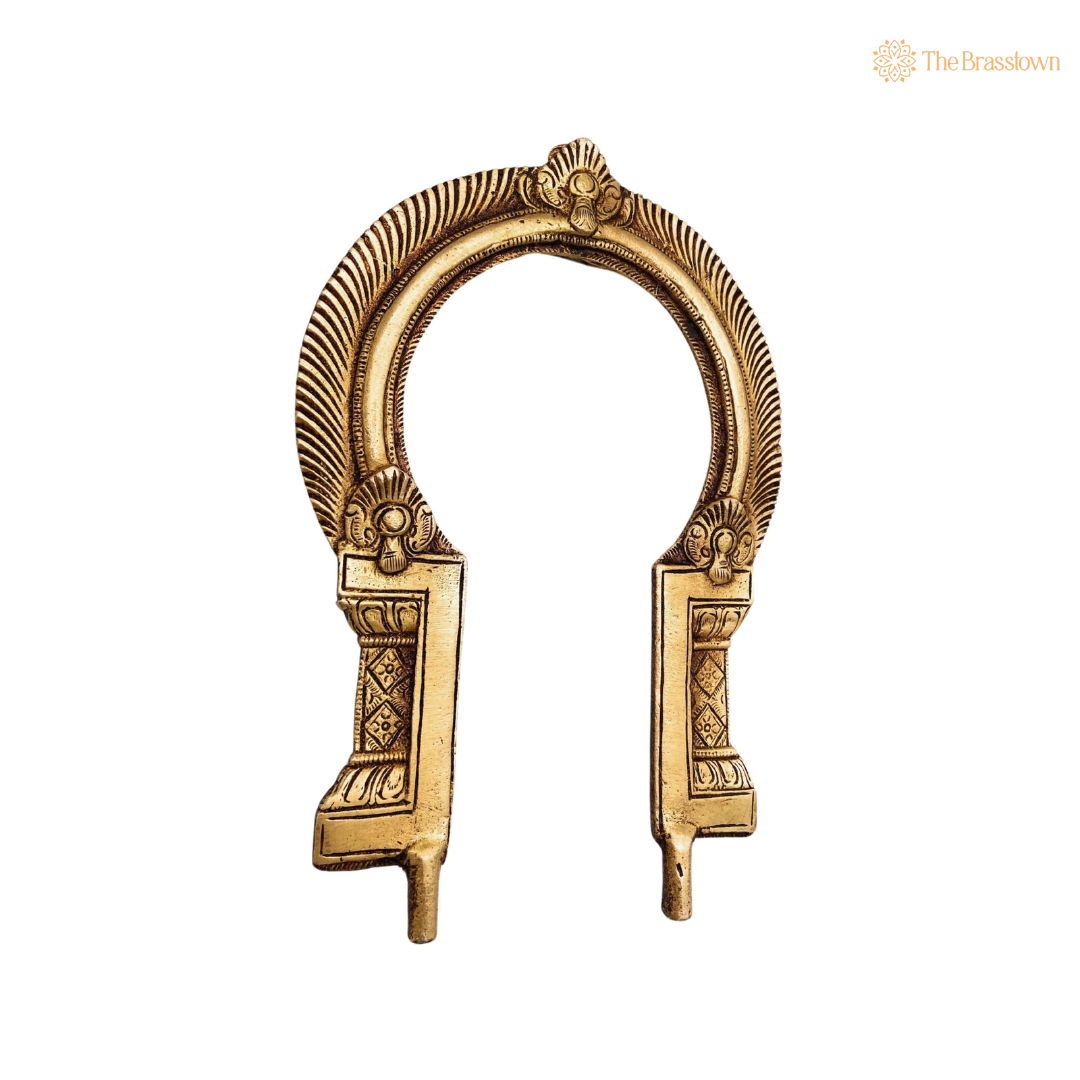 Classic Antique Brass Arch Frame 7 Inch