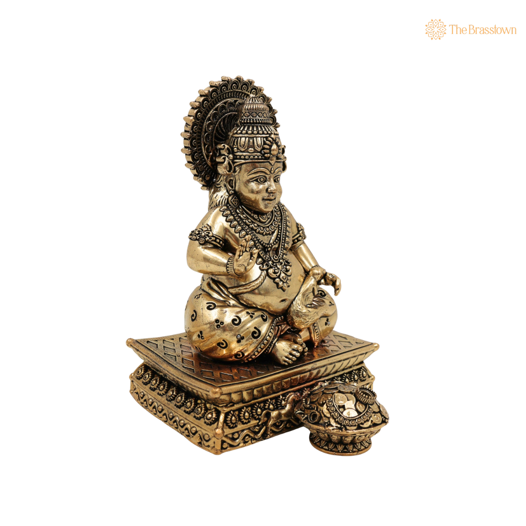 Brass Handcrafted Kubera Idol 6.5 Inch closeup – intricate craftsmanship