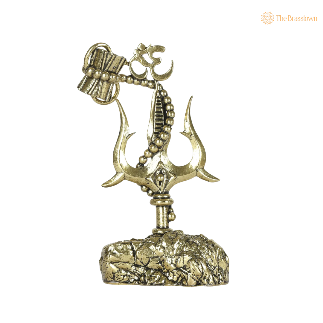 Brass Trishul with Damru and 4 Inch closeup – intricate craftsmanship