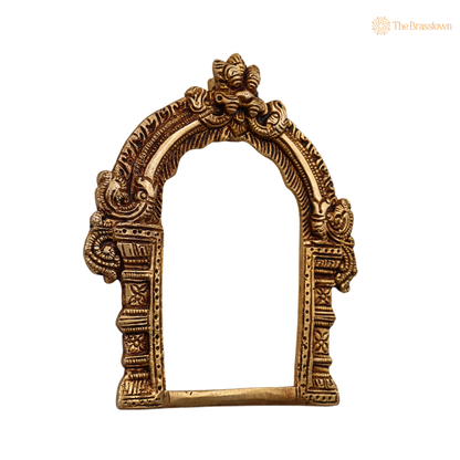 Brass Prabhavali Frame Arch 6 Inch closeup – intricate craftsmanship