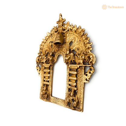 Brass Handcrafted Prabhavali Frame with 8.5 Inch closeup – intricate craftsmanship