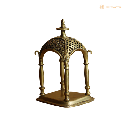 Handcrafted Brass Temple Jali Work 7 Inch closeup – intricate craftsmanship