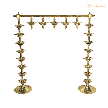 Brass Traditional Deepa Stambh Lamp Stand – Kuthu Vilakku Nilavilakku Samai, South Indian Temple Pooja Oil Lamp Stand for Home Mandir &amp; Décor 30.5 Inch