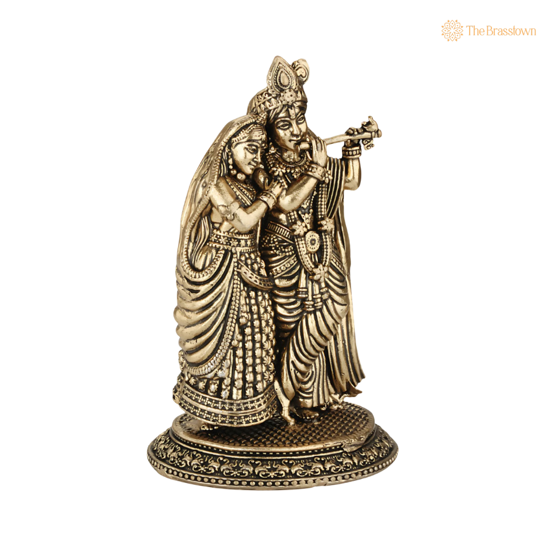 Brass Radha Krishna Idol 4.5 Inch closeup – intricate craftsmanship