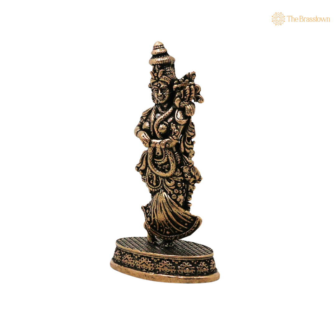 Brass Radha Idol 3 Inch closeup – intricate craftsmanship