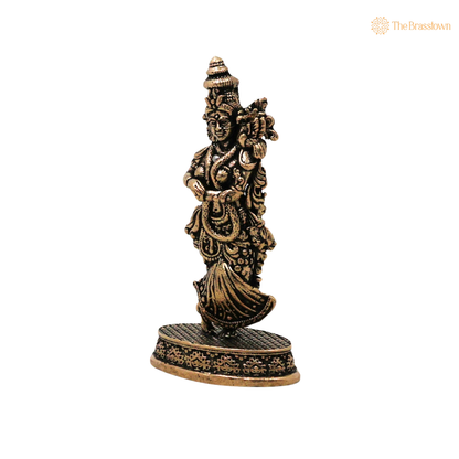 Brass Radha Idol 3 Inch closeup – intricate craftsmanship
