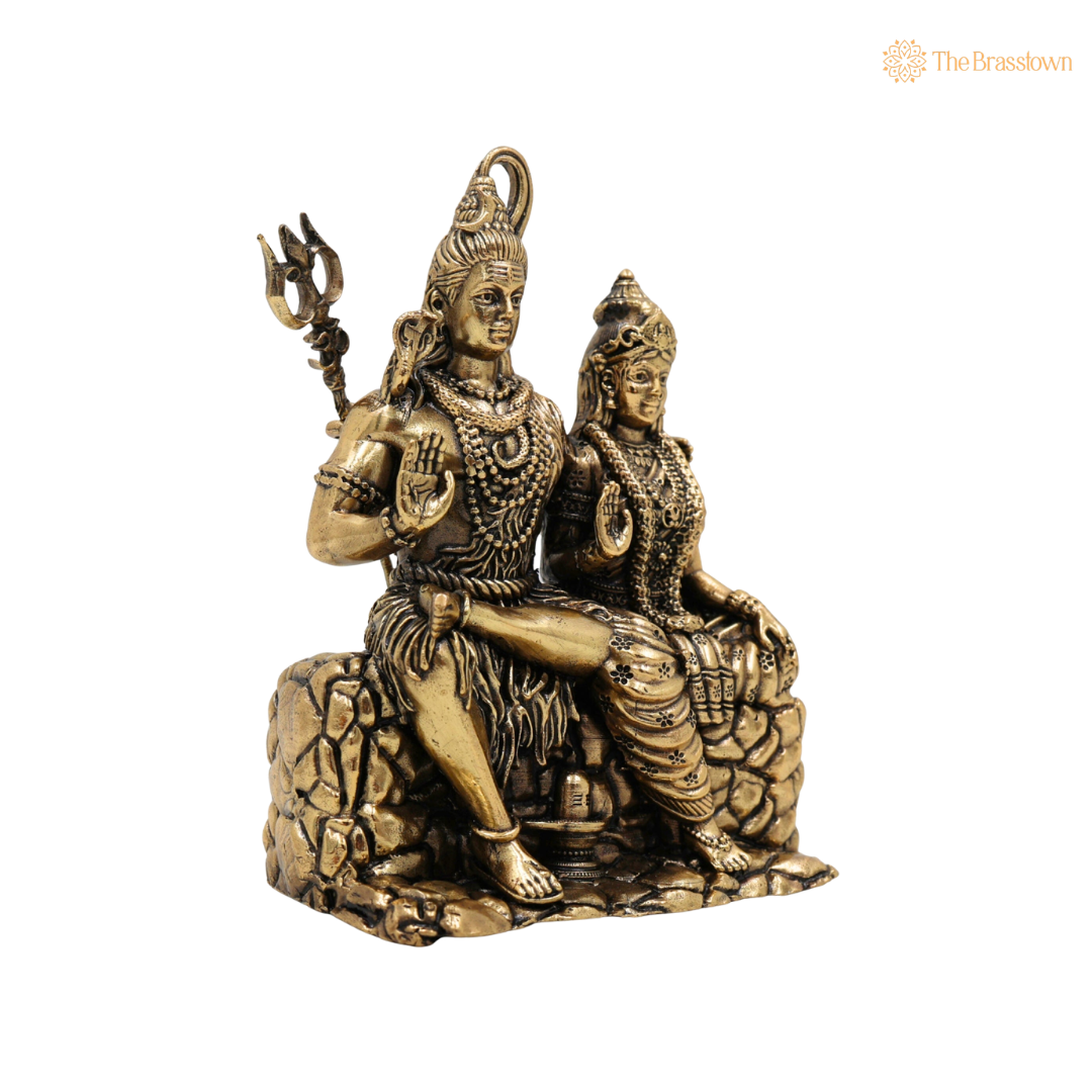 Brass Handcrafted Shiva Parivar Idol 4.5 Inch closeup – intricate craftsmanship