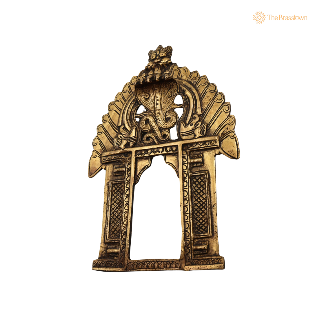 Handcrafted Brass Prabhawali with Sheshnaag &amp; Kirtimukha Frame – Traditional Temple Arch Frame for Idols &amp; Home Mandir 11.5 Inch