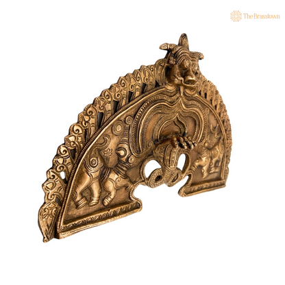 Antique Brass Temple Arch with 8.5 Inch closeup – intricate craftsmanship