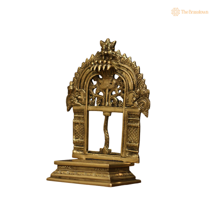 Handcrafted Brass Singhasan Jali Frame 9 Inch closeup – intricate craftsmanship
