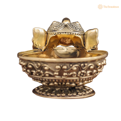 Brass Superfine Elephant Face Design 4 Inch closeup – intricate craftsmanship