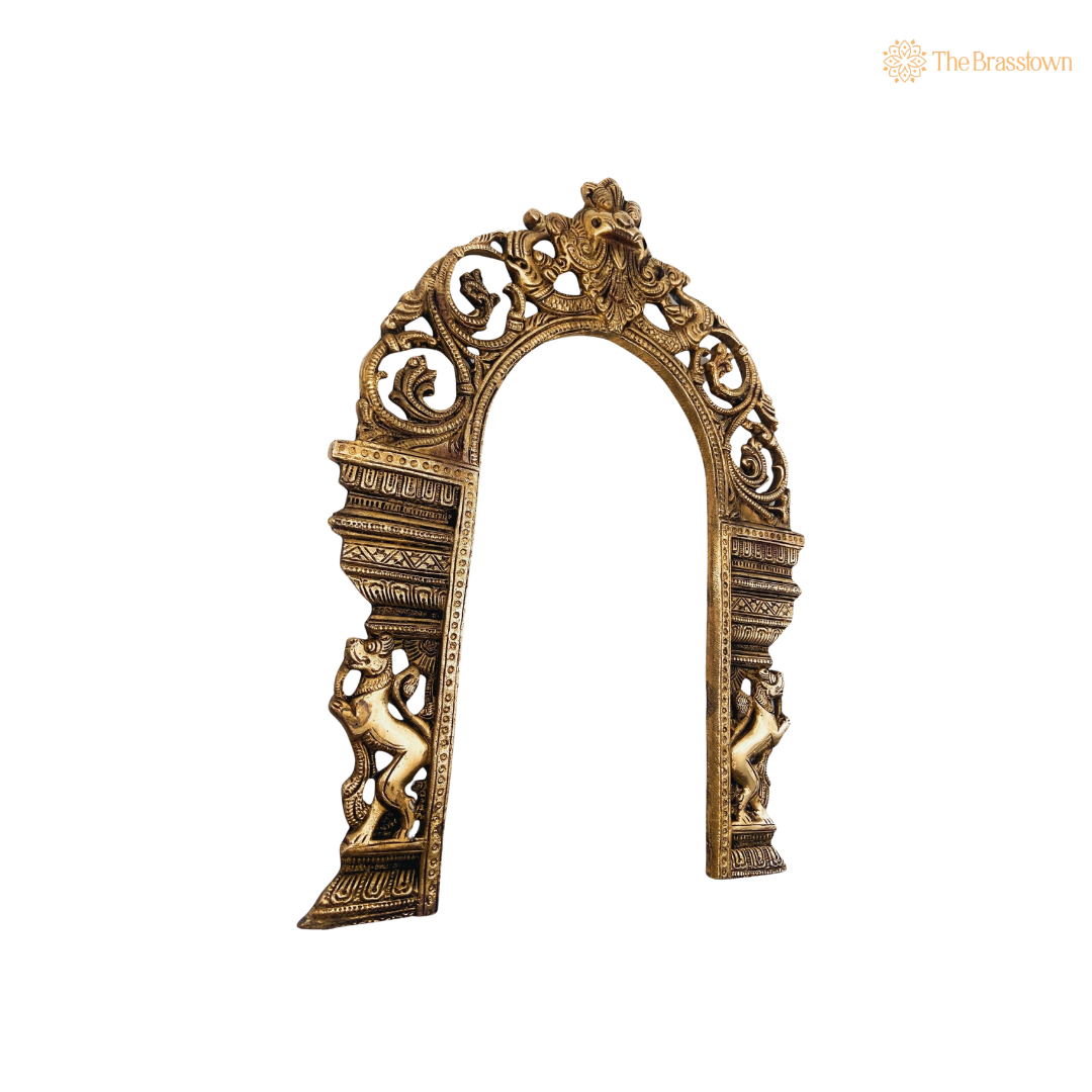 Brass Hand-Carved Prabhaval Arch Frame for Deity with Dual Yali – Handcrafted Arch Wall Hanging for Home Temple, Deity Décor &amp; Spiritual Ambience 13 Inch