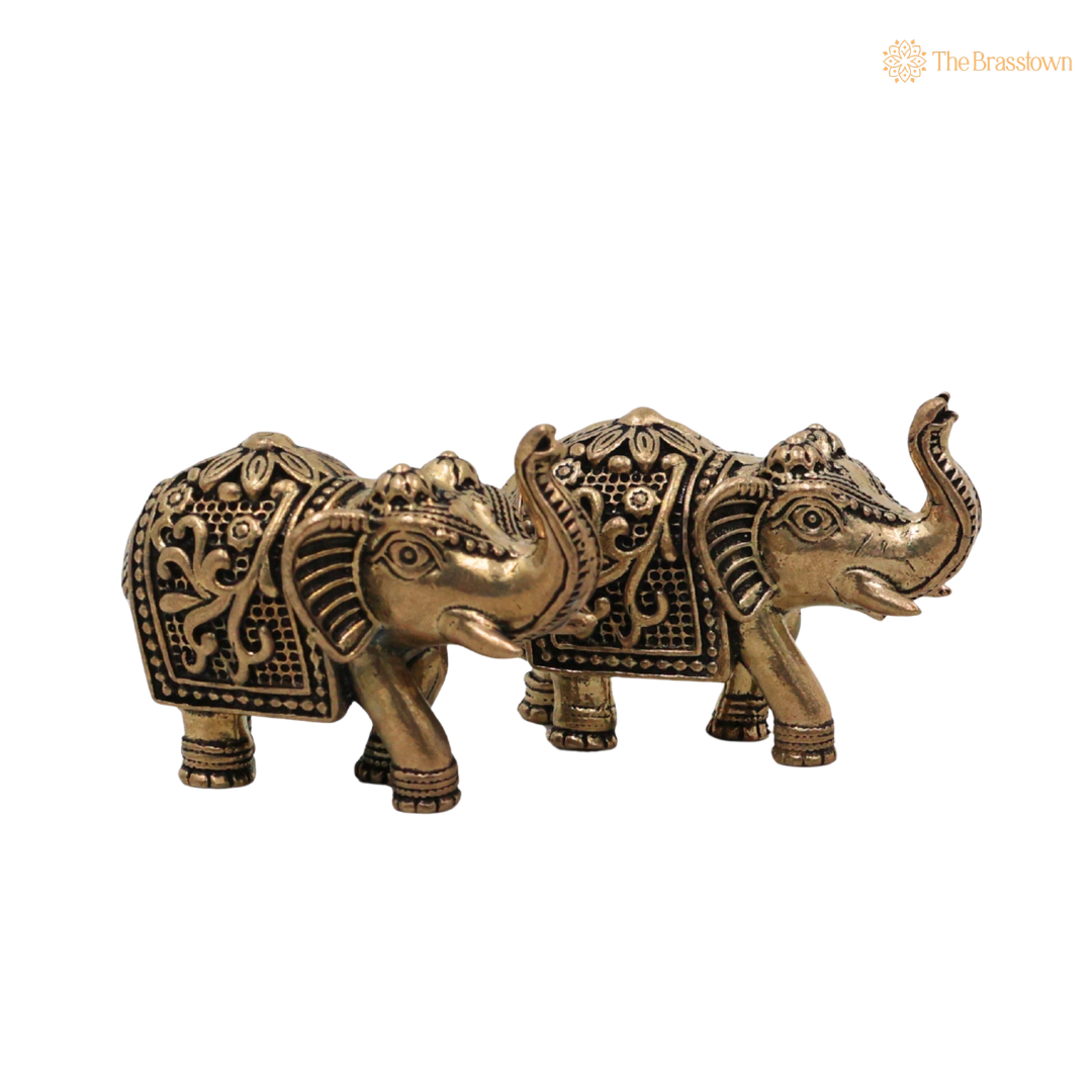 Brass Elephant Pair Showpiece 1 Inch side view – antique finish detail