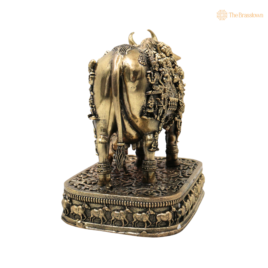 Handcrafted Brass Kamdhenu Gomata Surabhi Idol – Sacred Vastu &amp; Prosperity Statue for Home Temple, Office &amp; Gifting 6 Inch
