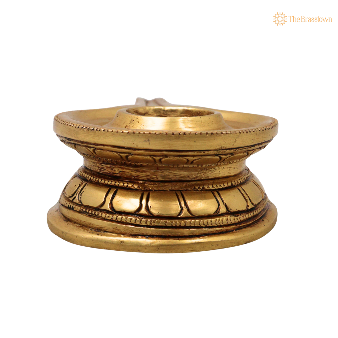 Brass Saligrama Stand Peetham – Shaligram Shila Peedam for Vishnu Narayana Pooja, Mandir &amp; Vaishnava Worship 1.5 Inch