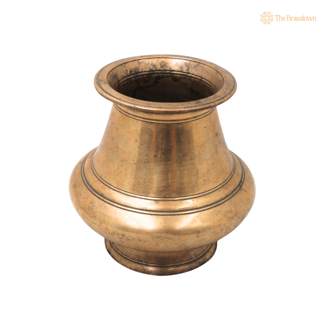Vintage Brass Lota Kalash for Pooja – Handcrafted Traditional Pital Gangajali Kamandal for Ganga Jal, Hindu Rituals, Home Mandir &amp; Spiritual Gifting 5 Inch