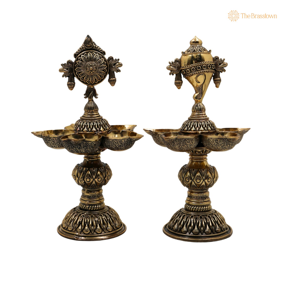 Brass Shankh Chakra Diya Pair – Vishnu Shankh Chakra Deepam Oil Lamps for Puja, Aarti &amp; Home Temple Décor 8.5 Inch