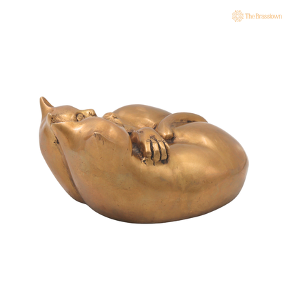 Handcrafted Brass Two Cat Sculpture – Handcrafted Cat Sculpture for Vastu, Home Décor, Pooja &amp; Luxury Gifting 3.5 Inch