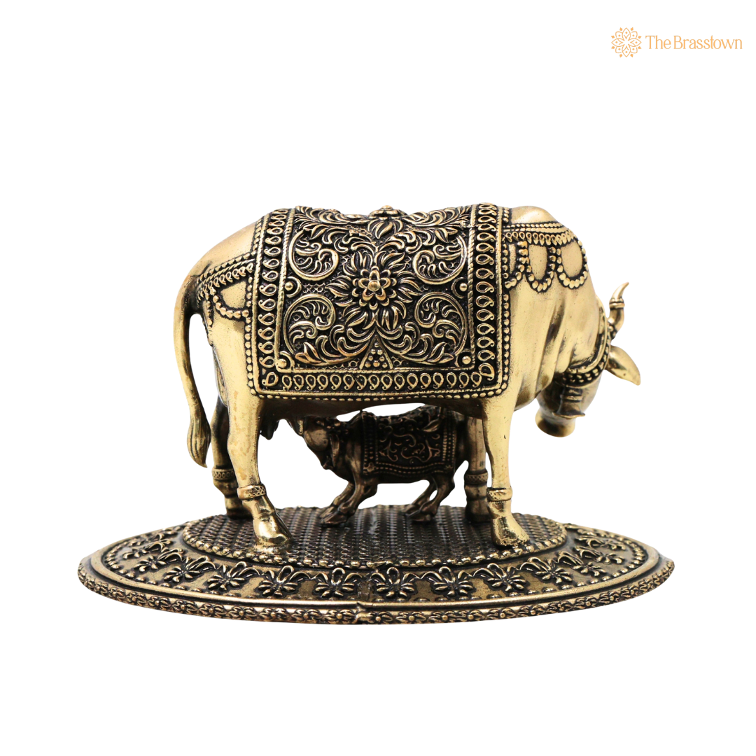 Handcrafted Brass Kamadhenu Idol – Surabhi Cow with Calf (Gau Mata) Murti, Handcrafted Divine Cow for Puja, Home &amp; Temple Décor 3.5 Inch