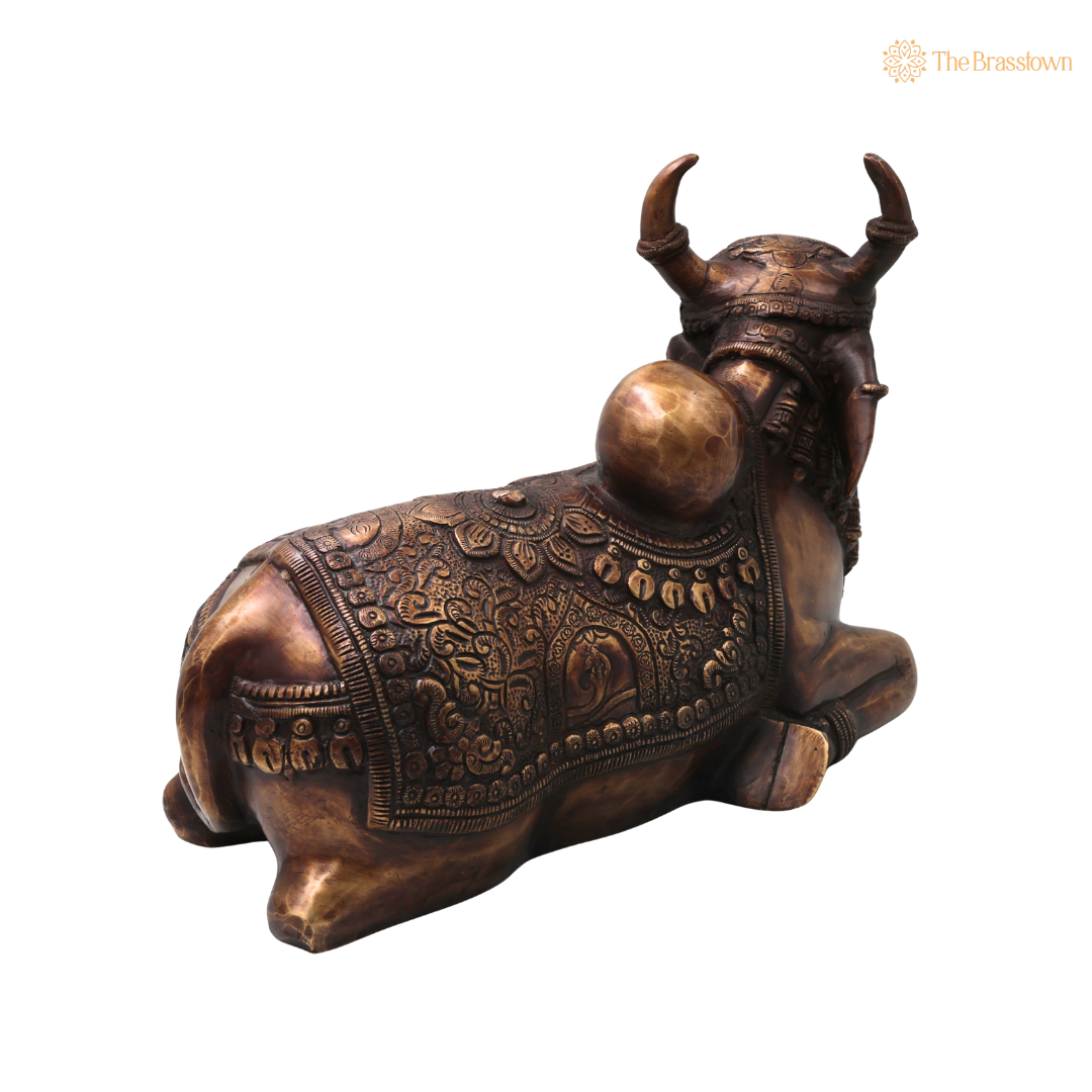 Handcrafted Brass Nandikeshwara Nandi Idol – Handcrafted Traditional Chola Style Vrishabha Murti for Pooja, Home Mandir, Décor &amp; Spiritual Gifting 9.5 Inch