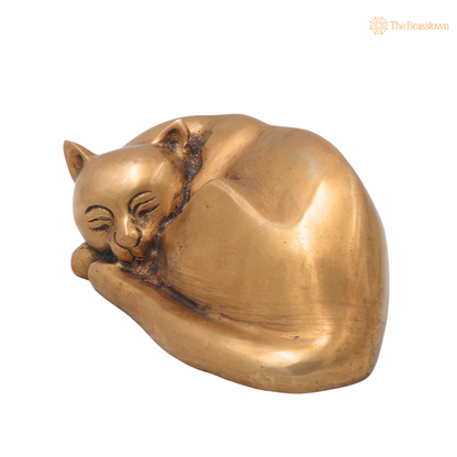 Handcrafted Brass Single Cat Idol – Handcrafted Cat Sculpture for Vastu, Home Décor, Pooja &amp; Luxury Gifting 3 Inch