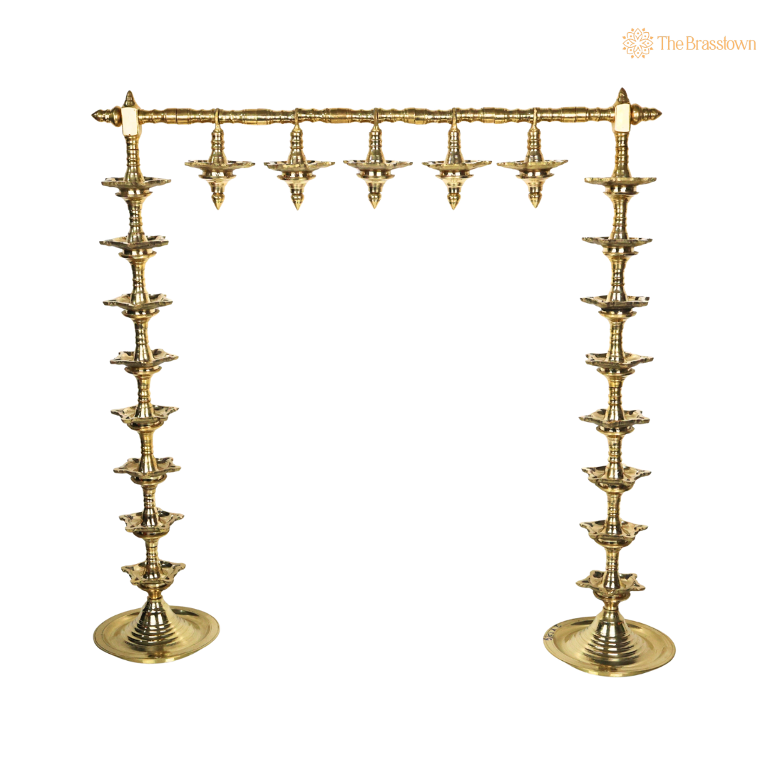 Brass Traditional Deepa Stambh Lamp Stand – Kuthu Vilakku Nilavilakku Samai, South Indian Temple Pooja Oil Lamp Stand for Home Mandir &amp; Décor 30.5 Inch