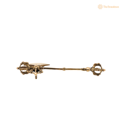 Brass Dorje Axe With Vajra Vajrayudha Idol – Traditional Hindu Weapon Symbol Sculpture for Home Temple 13 Inch