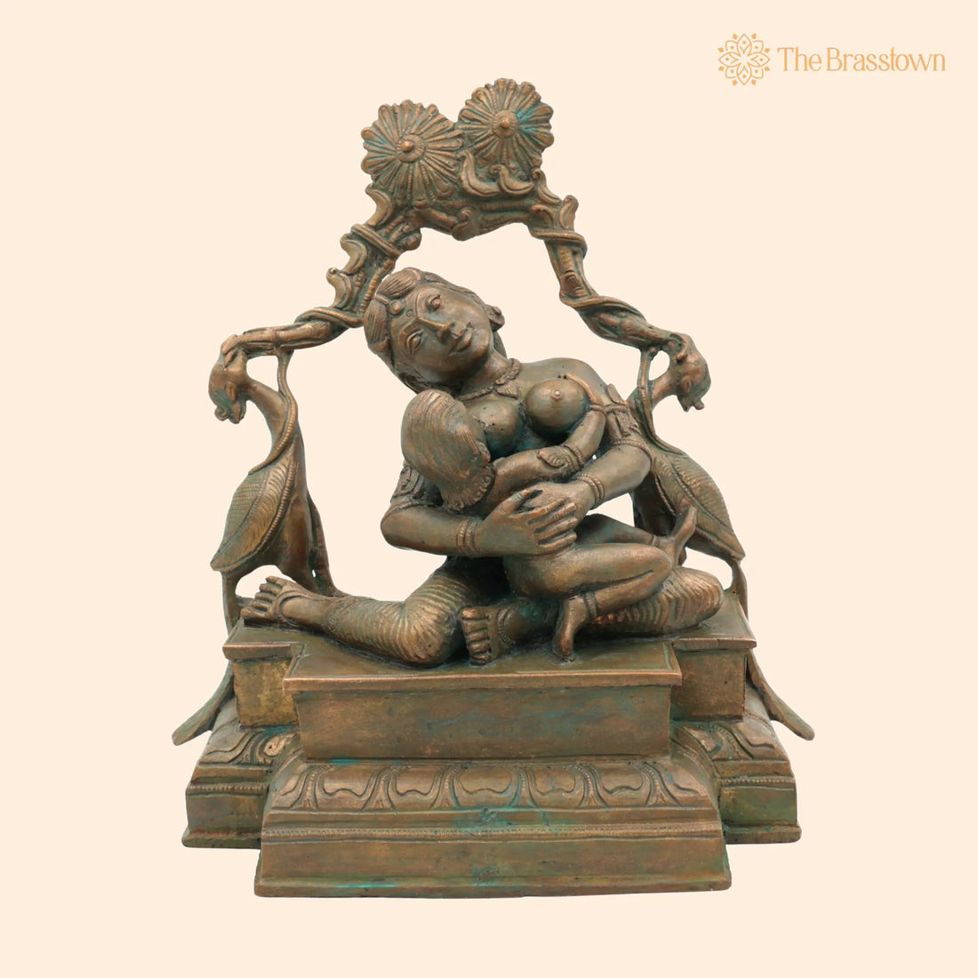 Panchaloha Yashoda Mata Breastfeeding Baby Krishna Bronze Idol – Handcrafted Chola Art Nursing Mother Statue, Amma Paal Kudukkum 9 Inch 1