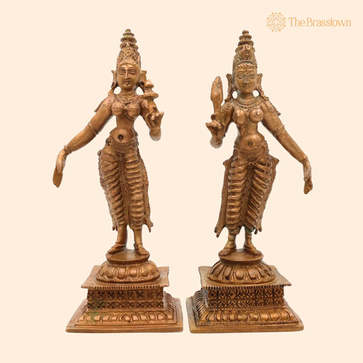 Bronze Sri Devi &amp; Bhu Devi Idol – Handcrafted Lakshmi and Bhudevi Goddess Murti, Lakshmi &amp; Earth Goddess Statue for Pooja 4.5 Inch 1