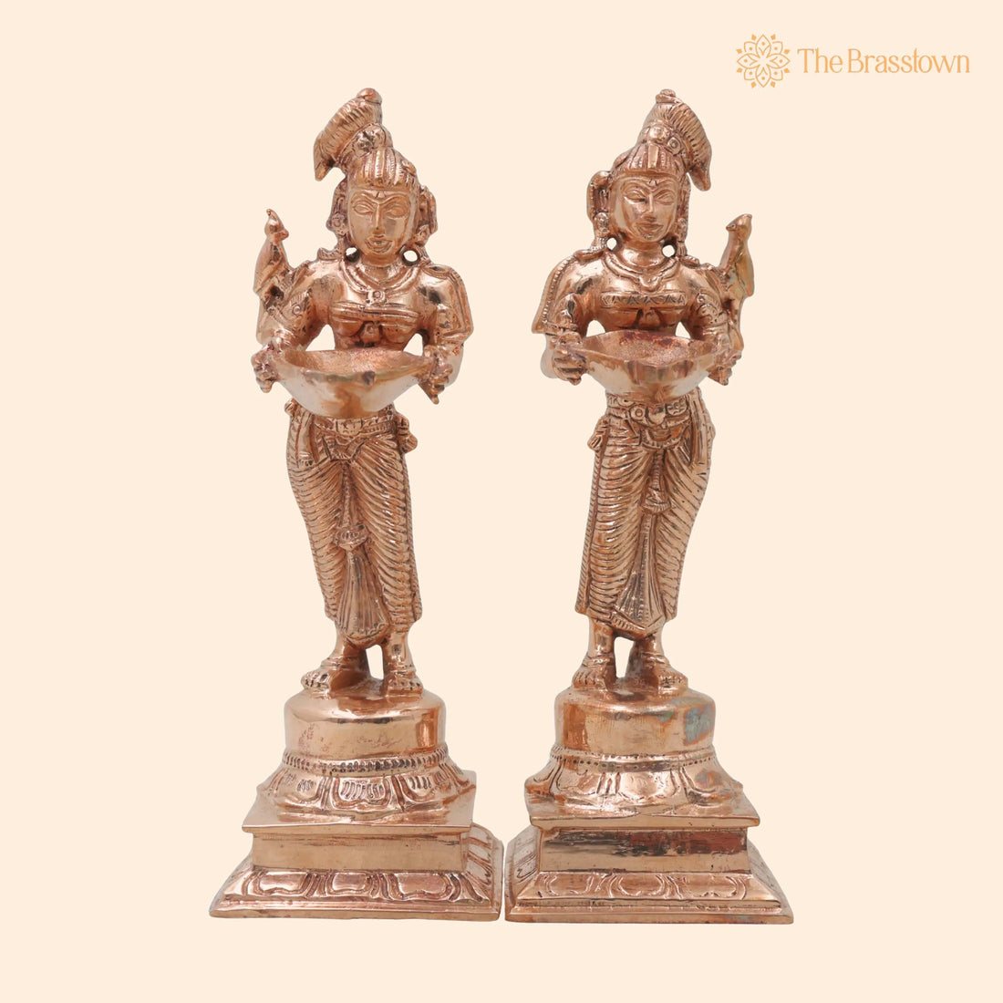 Bronze Deepa Lakshmi Idol – Handcrafted Chola Style Lakshmi Vilakku Murti for Pooja, Home Décor &amp; Spiritual Gifting 6.5 Inch 1