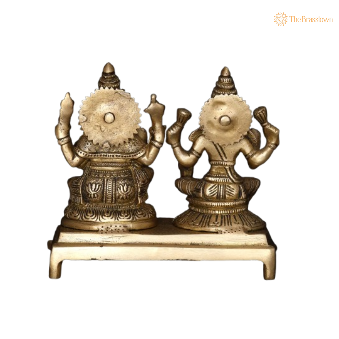 Brass Lakshmi Ganesha Idol – Auspicious & Decorative Piece 7 Inch