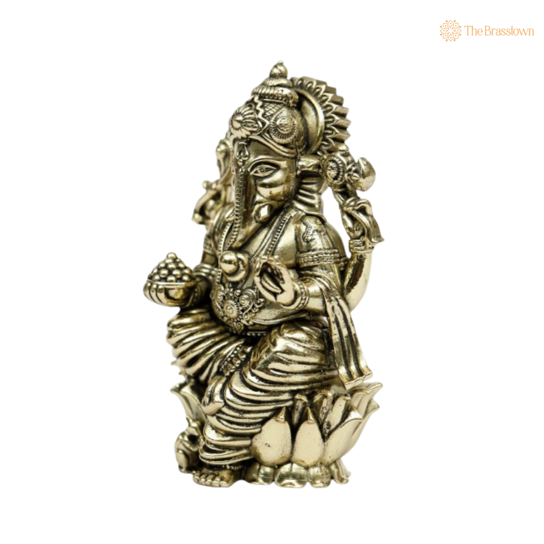 Brass Lord Ganesha Idol – Elegance and Devotion 3 Inch